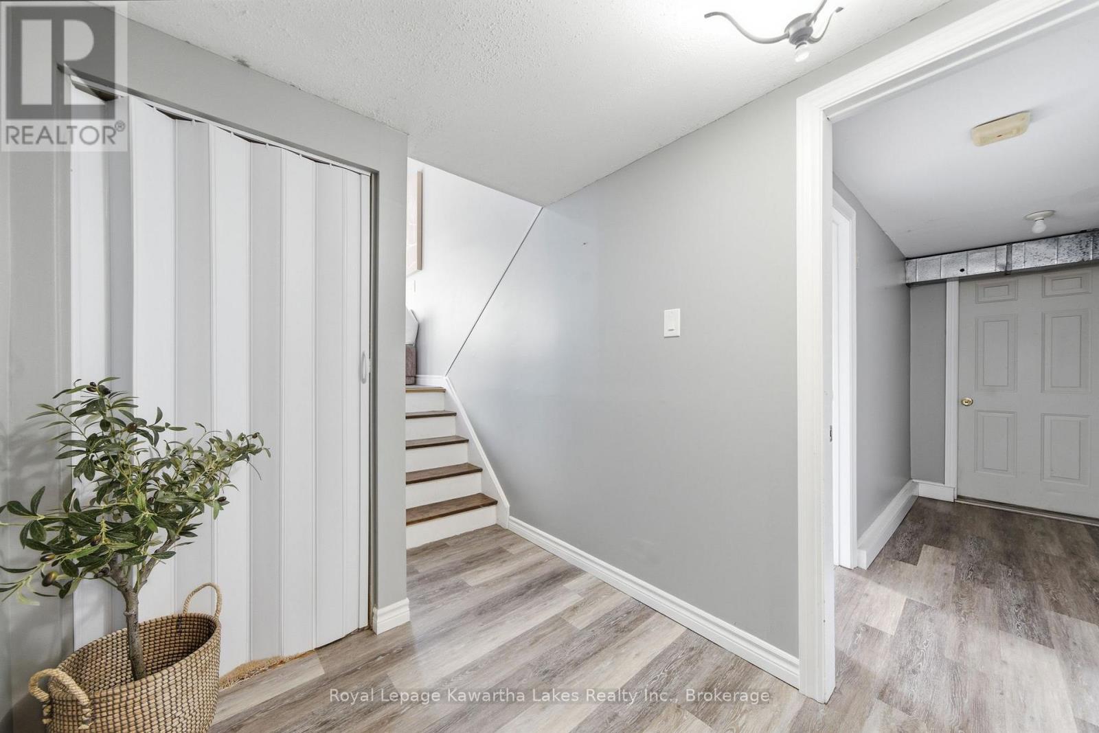 449 William Street N, Kawartha Lakes (Lindsay), Ontario  K9V 0J5 - Photo 33 - X13612740