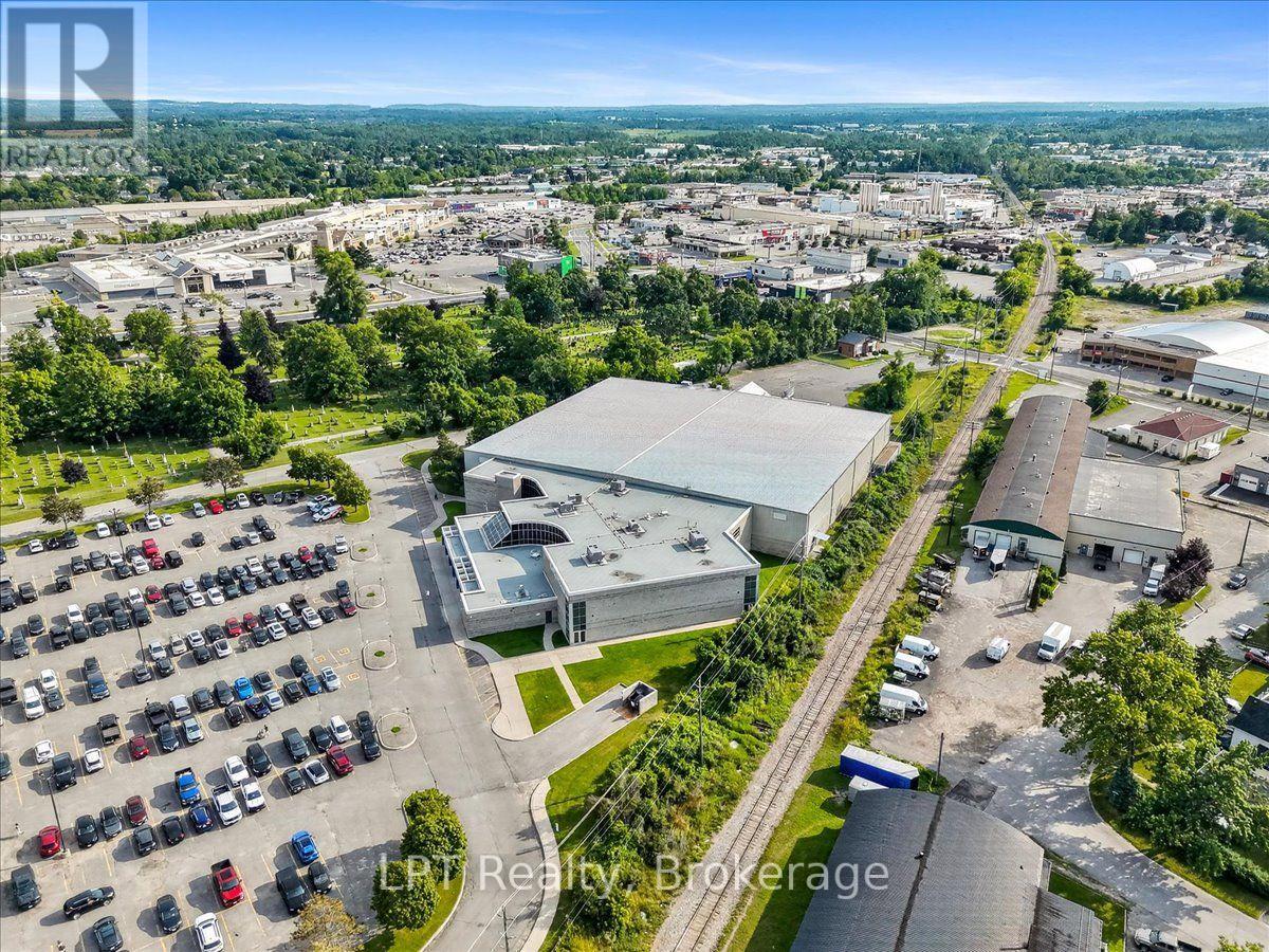 611 Romaine Street, Peterborough (Otonabee Ward 1), Ontario  K9J 2E5 - Photo 28 - X13613612