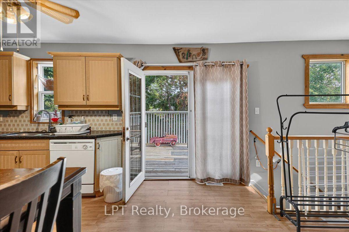 611 Romaine Street, Peterborough (Otonabee Ward 1), Ontario  K9J 2E5 - Photo 8 - X13613612