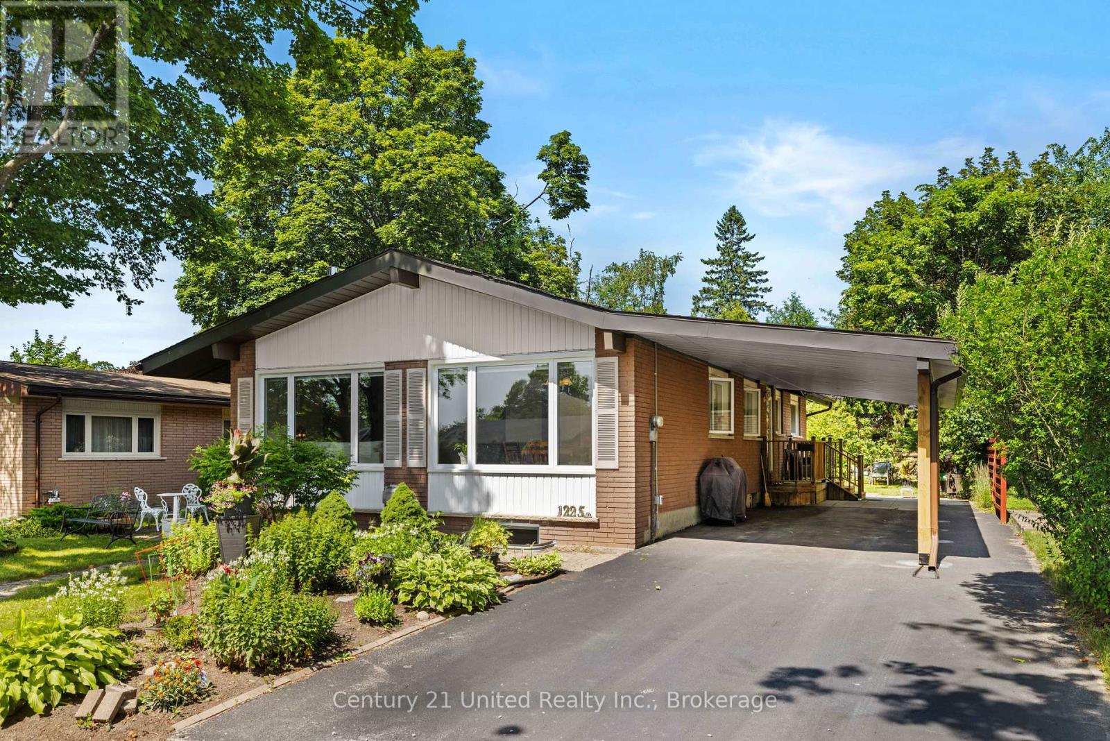 1225 MILBURN STREET, peterborough (northcrest ward 5), Ontario