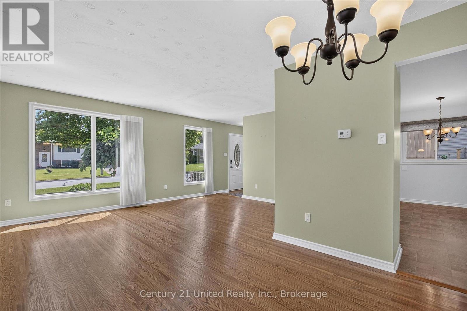 615 Saugeen Crescent, Peterborough (Ashburnham Ward 4), Ontario  K9J 1J9 - Photo 8 - X13614714