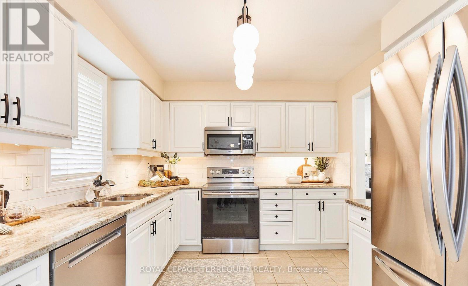 91a Wilmot Trail, Clarington (Bowmanville), Ontario  L1B 1B8 - Photo 18 - E13615038
