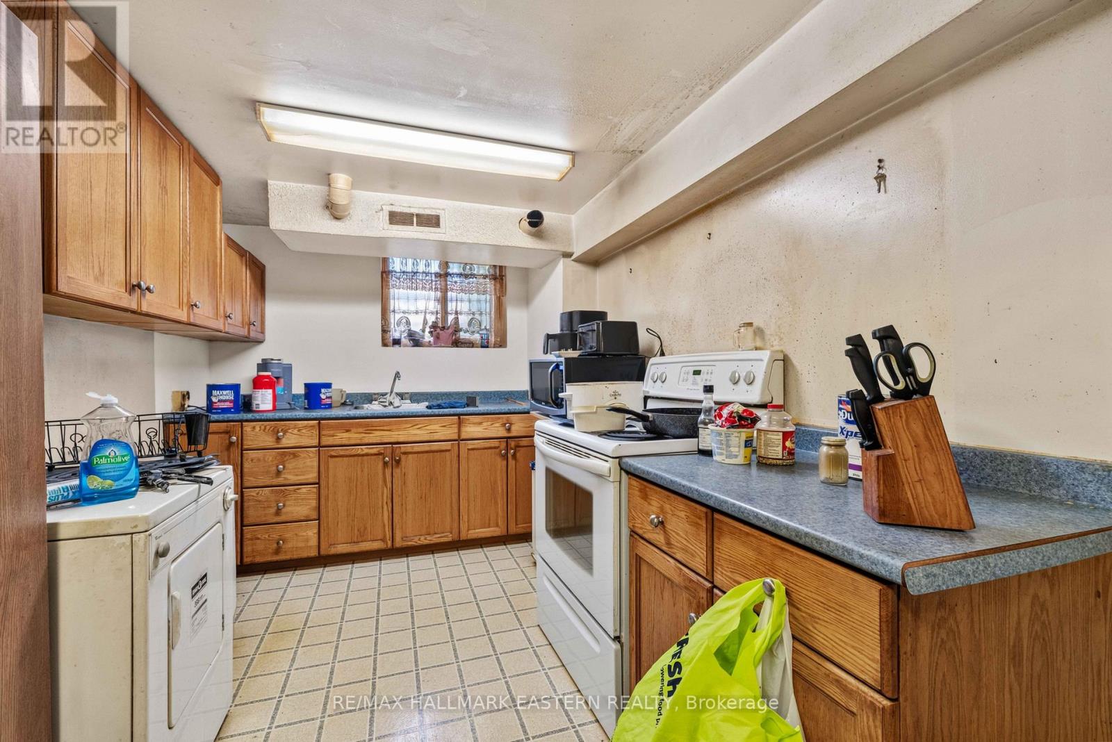 220 Dublin Street, Peterborough (Town Ward 3), Ontario  K9H 3B7 - Photo 31 - X13615174