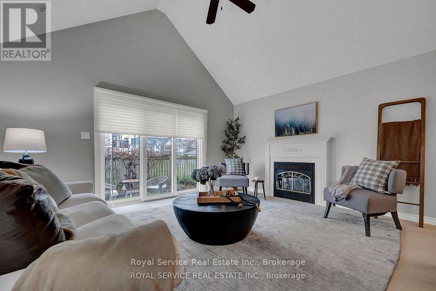 5 - 350 Lakebreeze Drive, Clarington (Newcastle), Ontario  L1B 0A2 - Photo 2 - E13615502