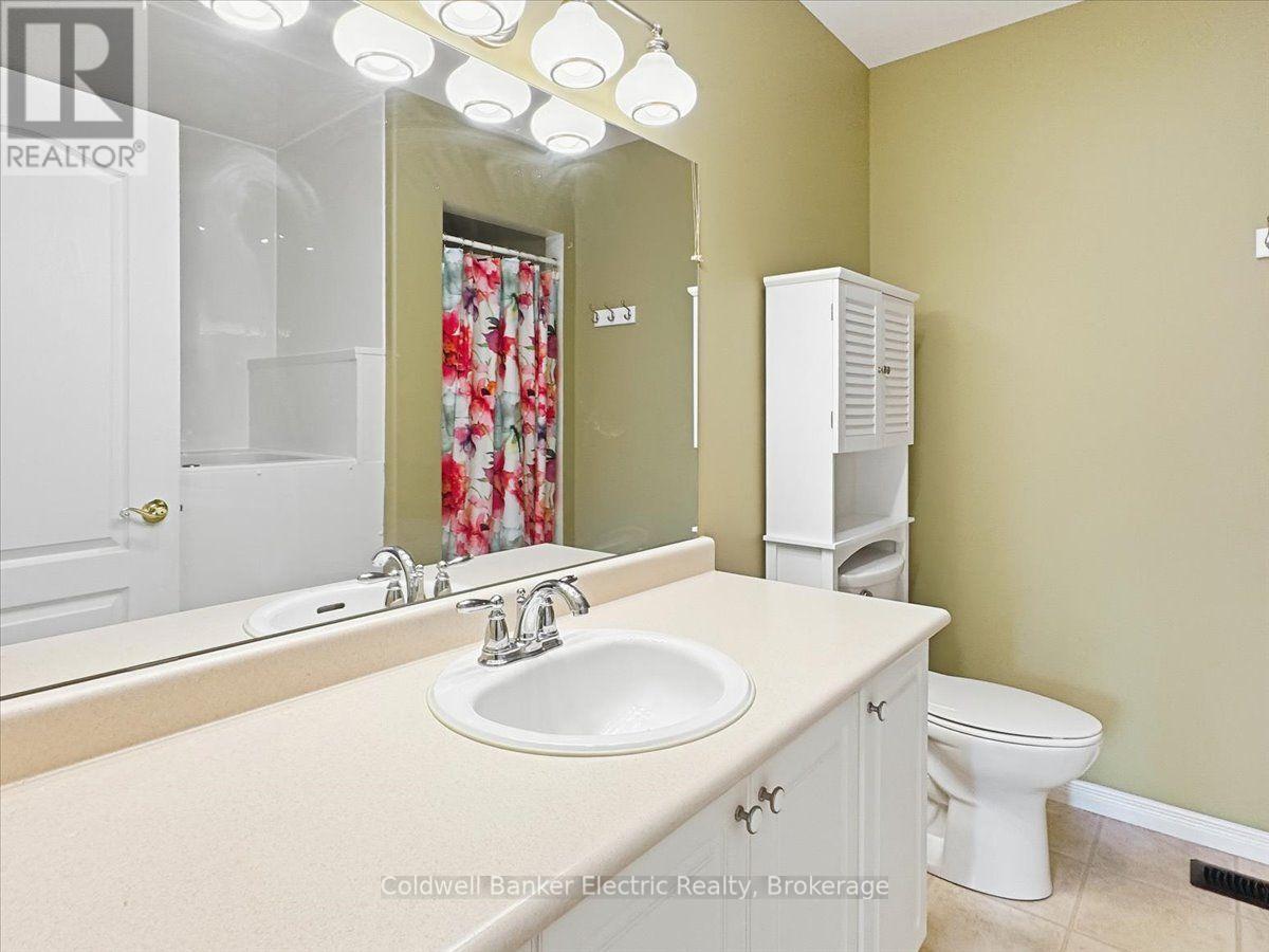 13 - 877 Wentworth Street, Peterborough (Otonabee Ward 1), Ontario  K9J 8R7 - Photo 28 - X13616190