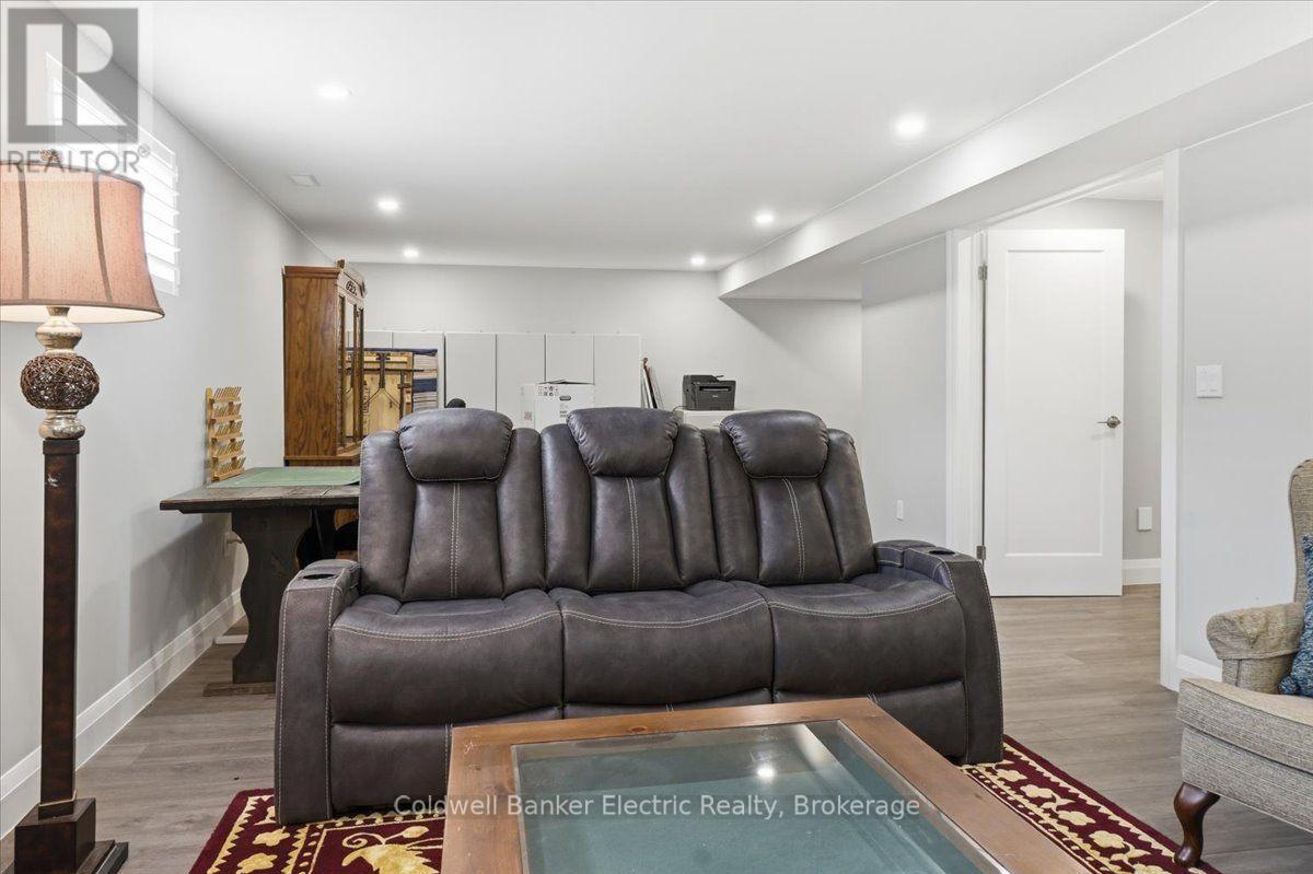 13 - 877 Wentworth Street, Peterborough (Otonabee Ward 1), Ontario  K9J 8R7 - Photo 36 - X13616190