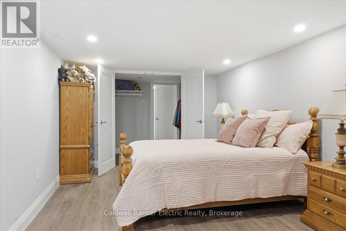 13 - 877 Wentworth Street, Peterborough (Otonabee Ward 1), Ontario  K9J 8R7 - Photo 39 - X13616190
