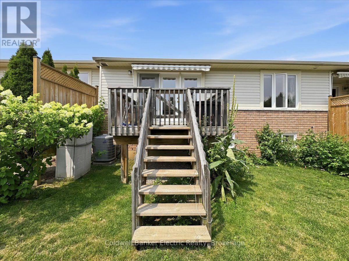 13 - 877 Wentworth Street, Peterborough (Otonabee Ward 1), Ontario  K9J 8R7 - Photo 46 - X13616190