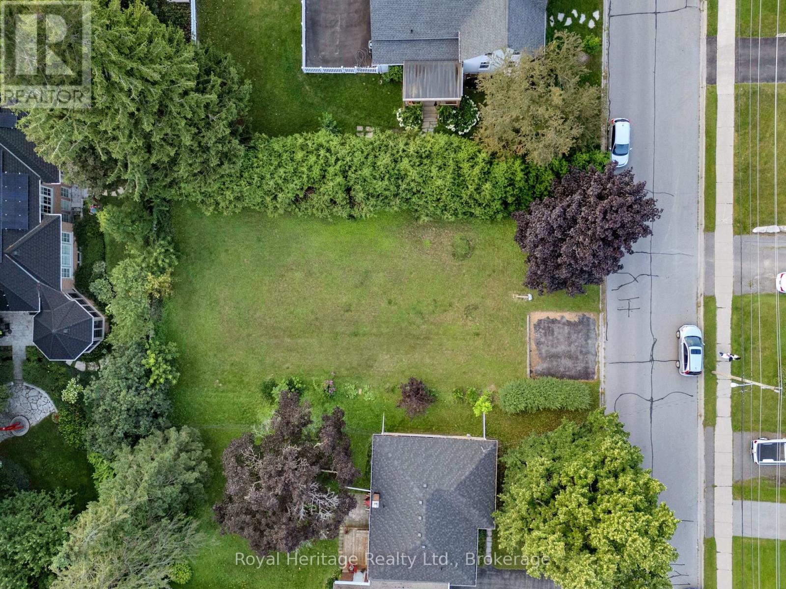172 Beaver Street S, Clarington (Newcastle), Ontario  L1B 1C4 - Photo 3 - E13616732