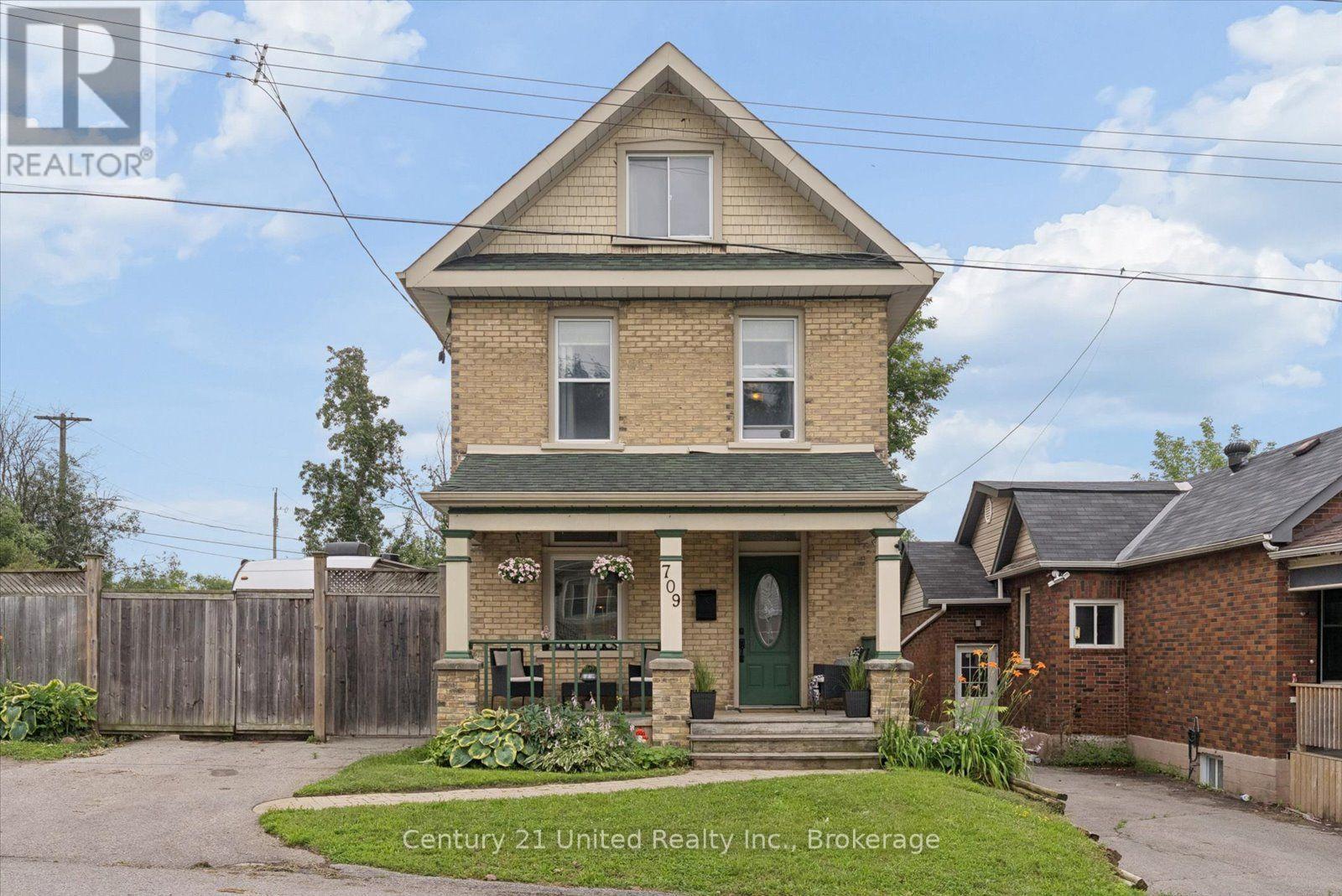 709 Third Avenue, Peterborough (Otonabee Ward 1), Ontario  K9J 4P4 - Photo 2 - X13616772