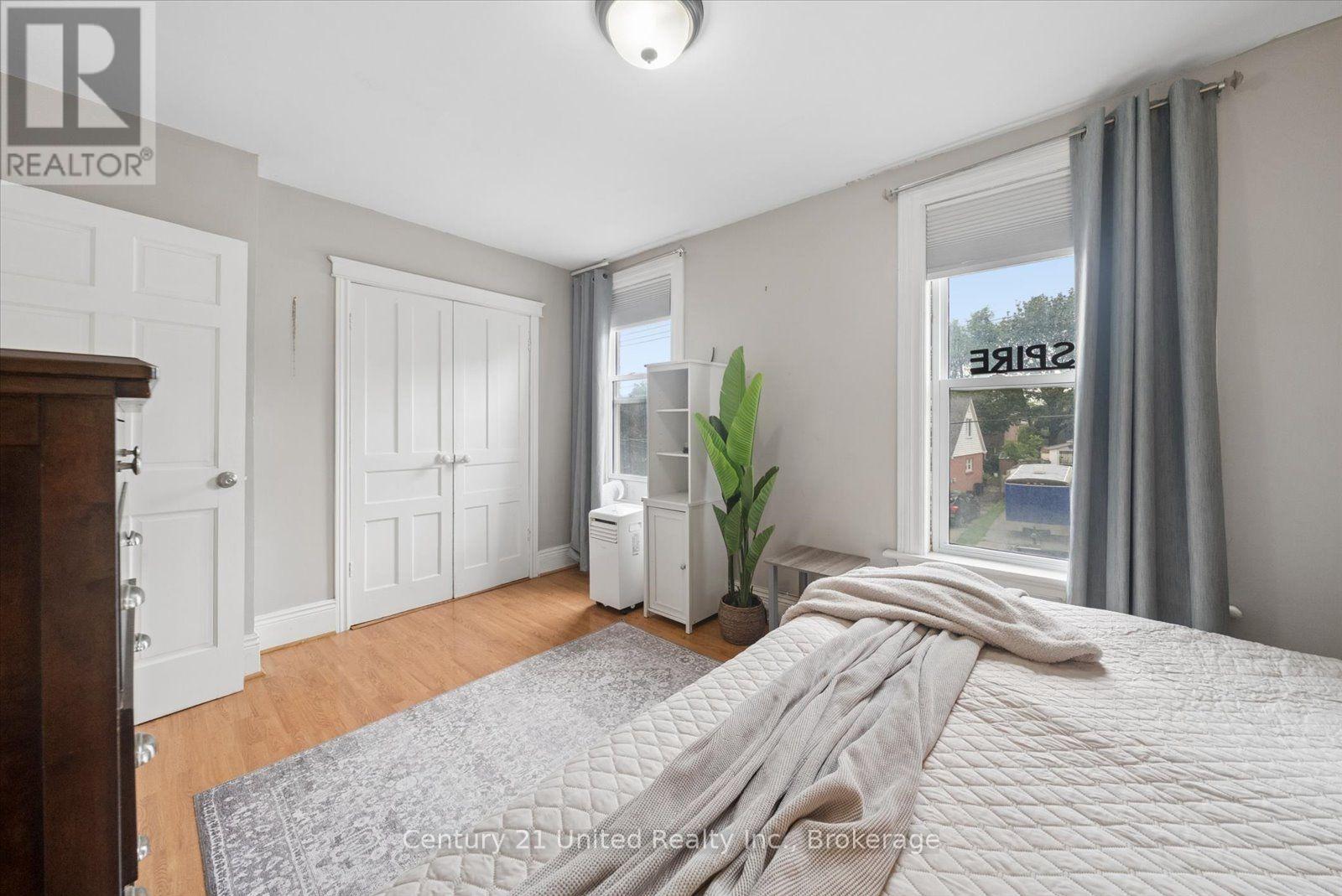 709 Third Avenue, Peterborough (Otonabee Ward 1), Ontario  K9J 4P4 - Photo 24 - X13616772