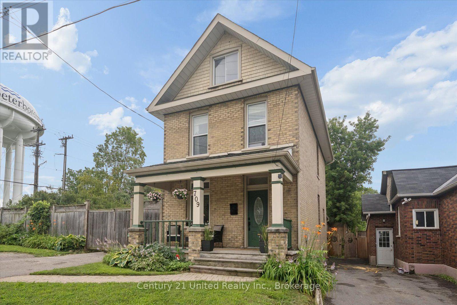 709 Third Avenue, Peterborough (Otonabee Ward 1), Ontario  K9J 4P4 - Photo 3 - X13616772