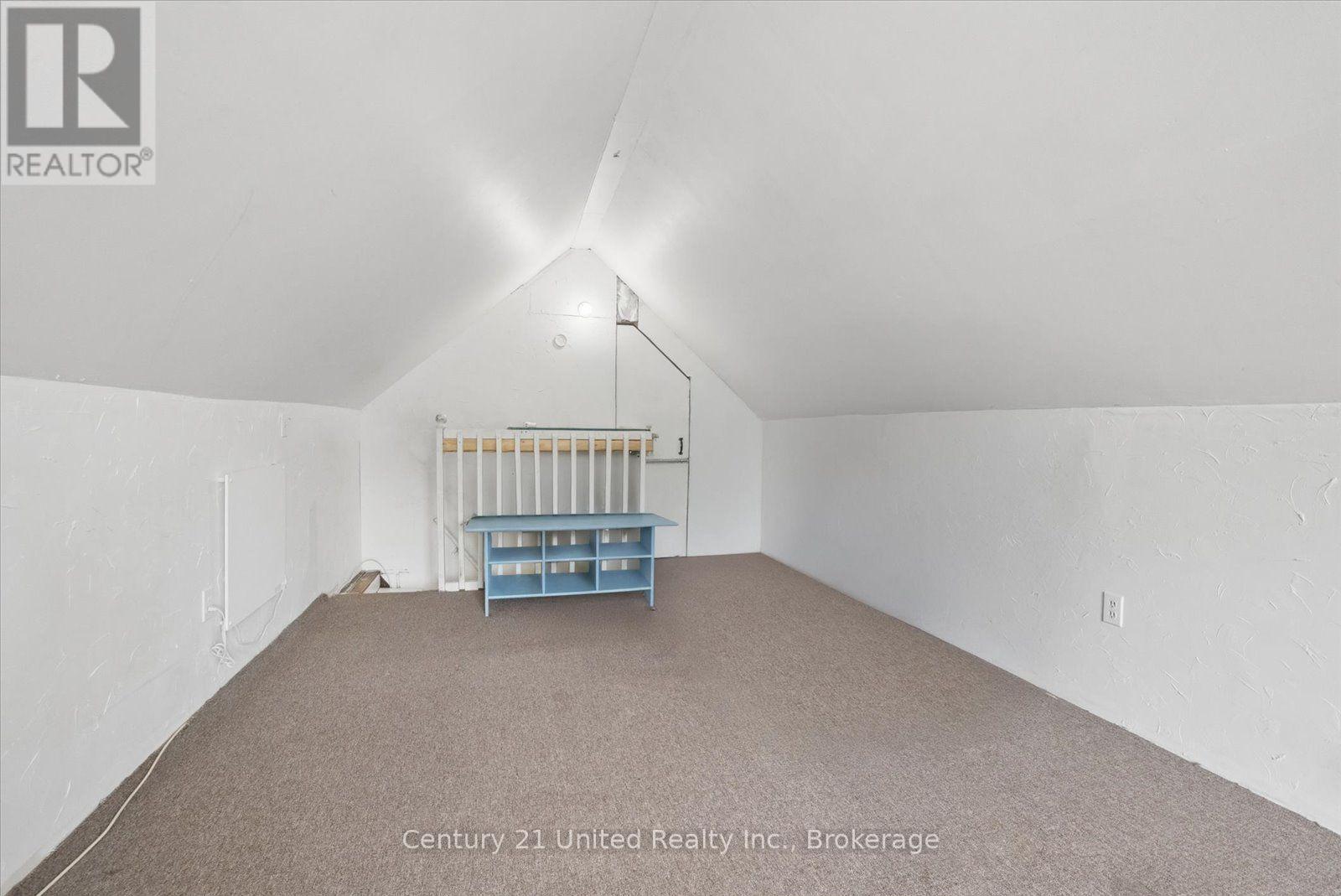709 Third Avenue, Peterborough (Otonabee Ward 1), Ontario  K9J 4P4 - Photo 33 - X13616772