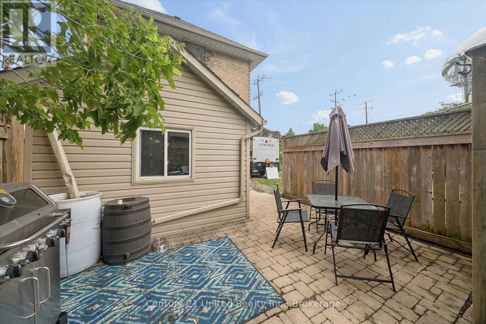 709 Third Avenue, Peterborough (Otonabee Ward 1), Ontario  K9J 4P4 - Photo 34 - X13616772