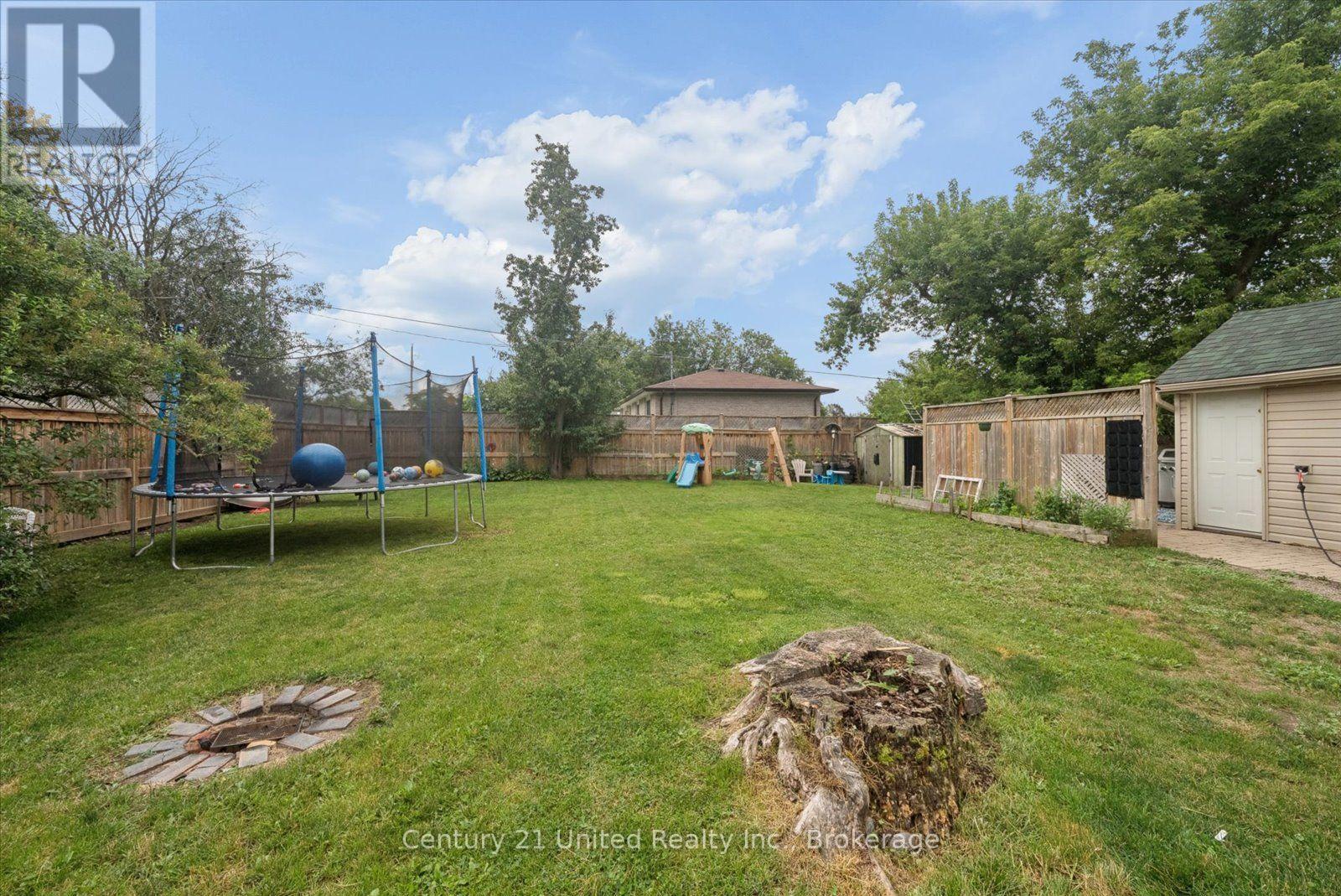 709 Third Avenue, Peterborough (Otonabee Ward 1), Ontario  K9J 4P4 - Photo 40 - X13616772
