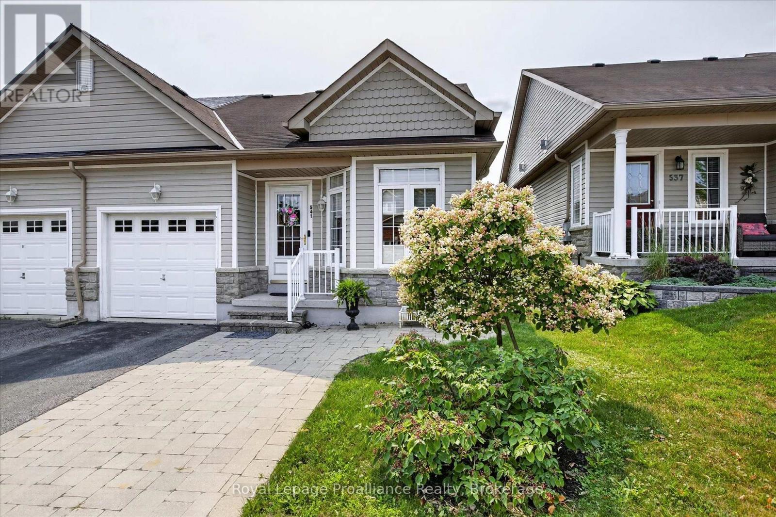 541 Garbutt Terrace, Peterborough (Northcrest Ward 5), Ontario  K9H 7S9 - Photo 2 - X13617090
