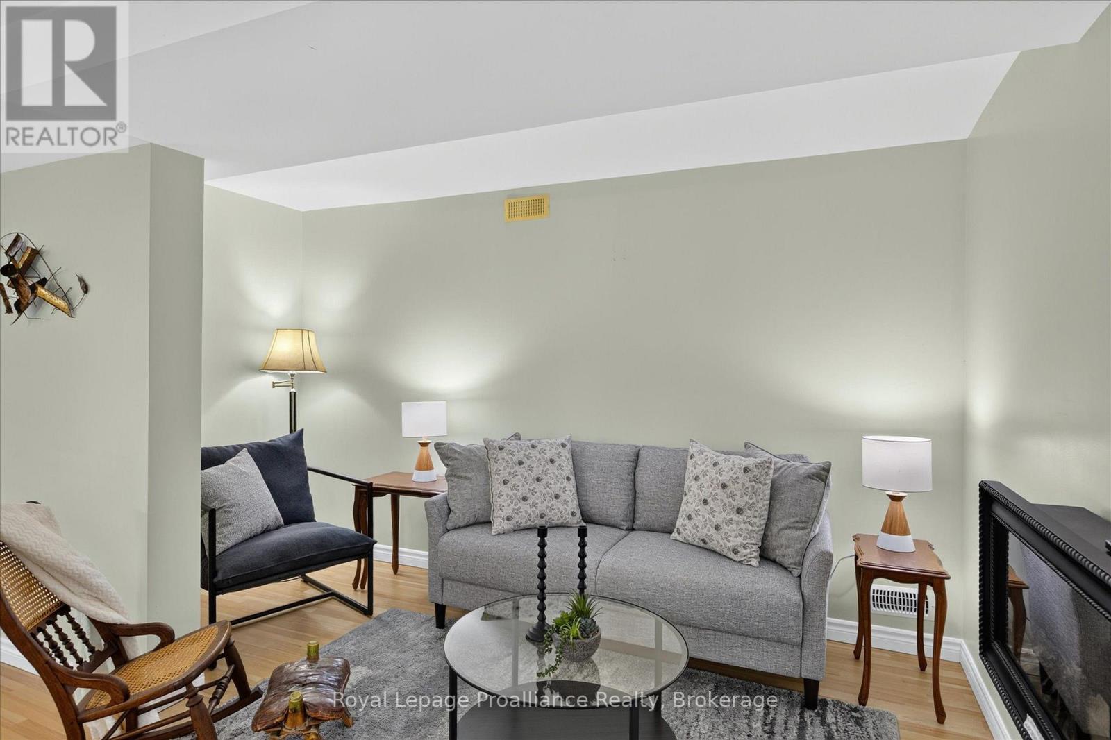 541 Garbutt Terrace, Peterborough (Northcrest Ward 5), Ontario  K9H 7S9 - Photo 27 - X13617090