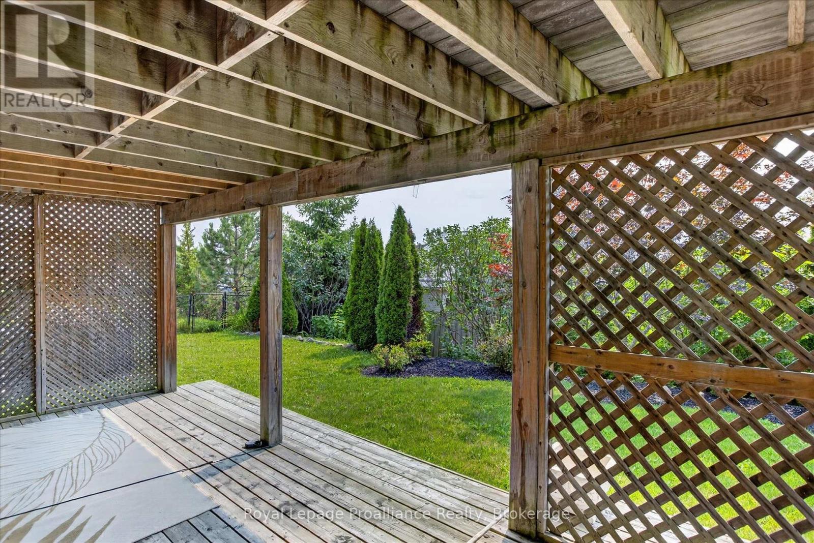 541 Garbutt Terrace, Peterborough (Northcrest Ward 5), Ontario  K9H 7S9 - Photo 46 - X13617090