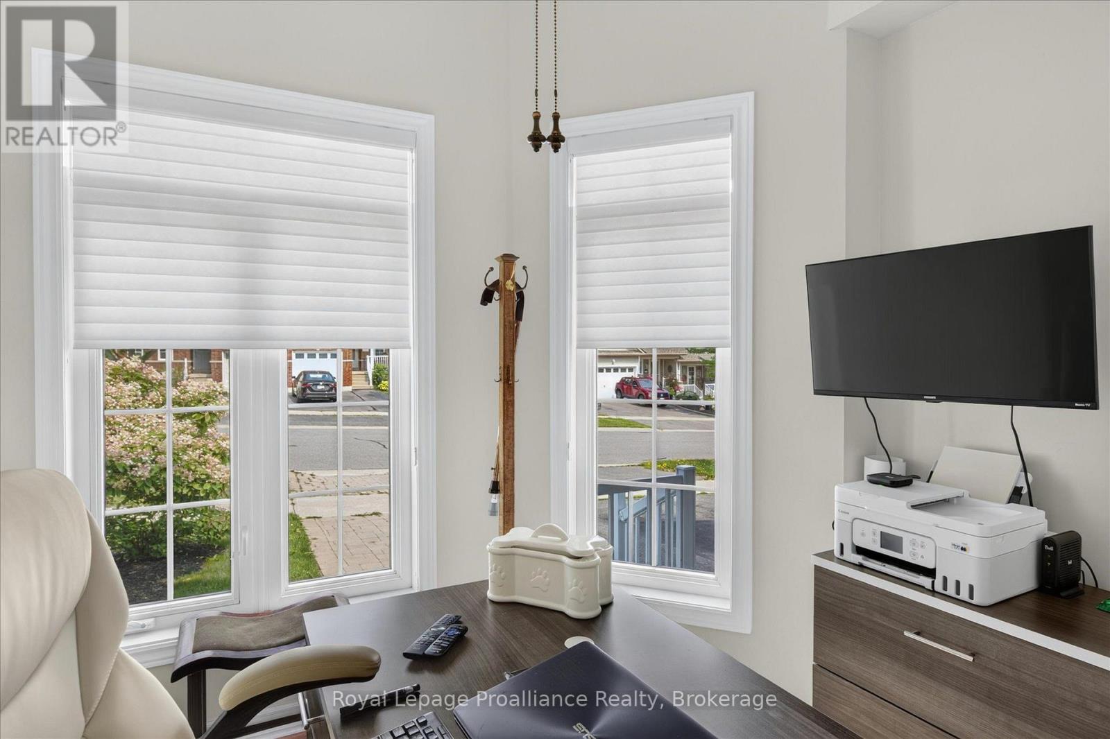 541 Garbutt Terrace, Peterborough (Northcrest Ward 5), Ontario  K9H 7S9 - Photo 7 - X13617090