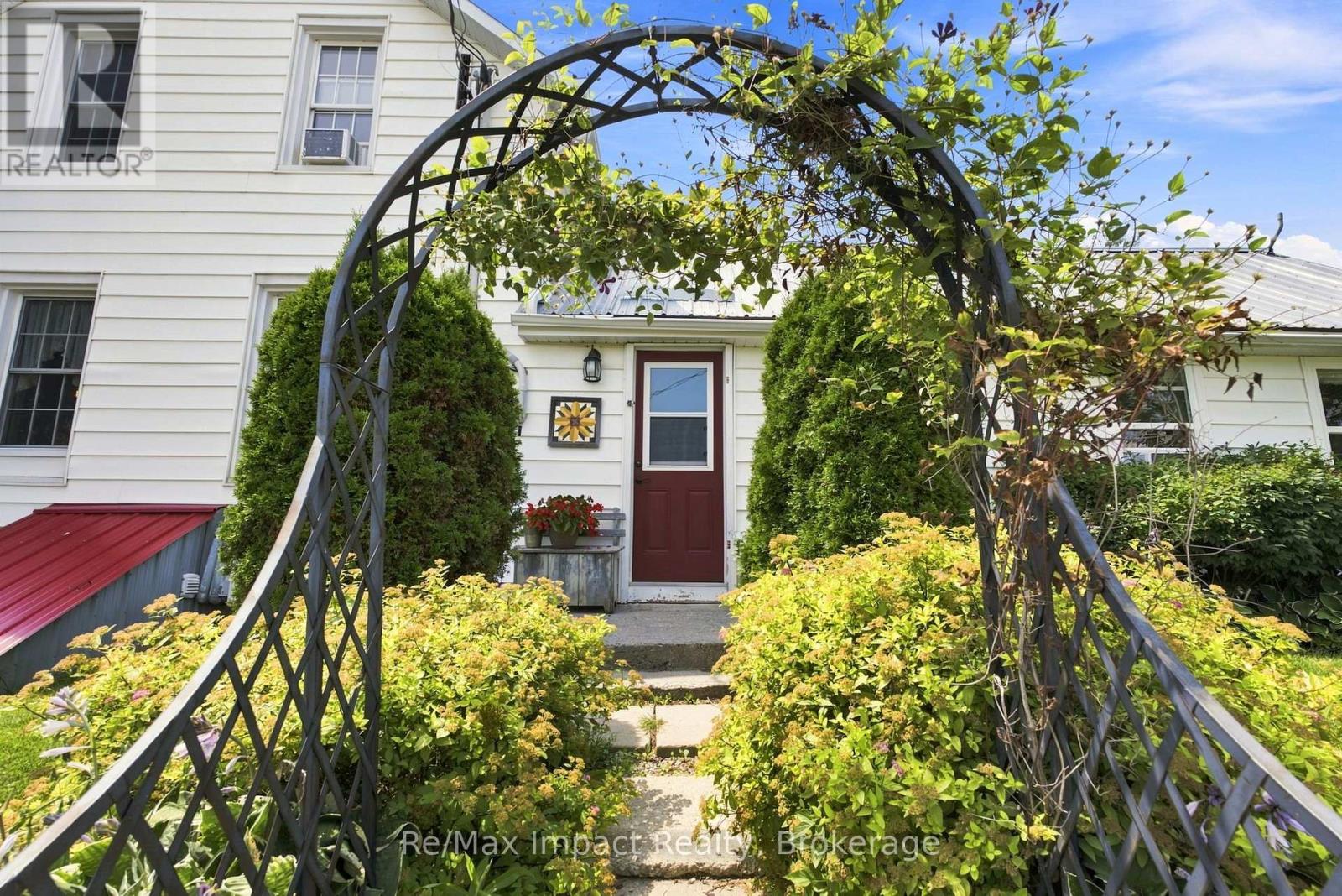 728 Larmer Line, Cavan Monaghan (Cavan Twp), Ontario  K0L 1V0 - Photo 2 - X13617678