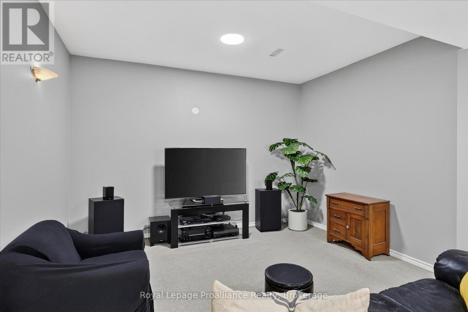 1423 Glenforest Crescent, Peterborough (Monaghan Ward 2), Ontario  K9K 2J1 - Photo 35 - X13618130