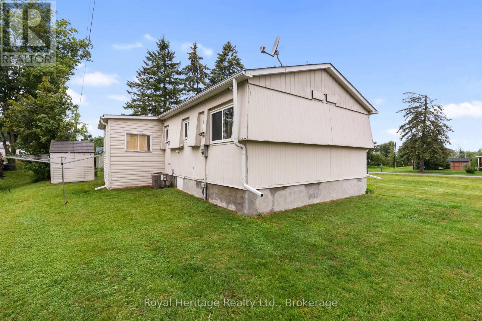 2 Fenelon Way, Kawartha Lakes (Lindsay), Ontario  K9V 4R3 - Photo 21 - X13620326