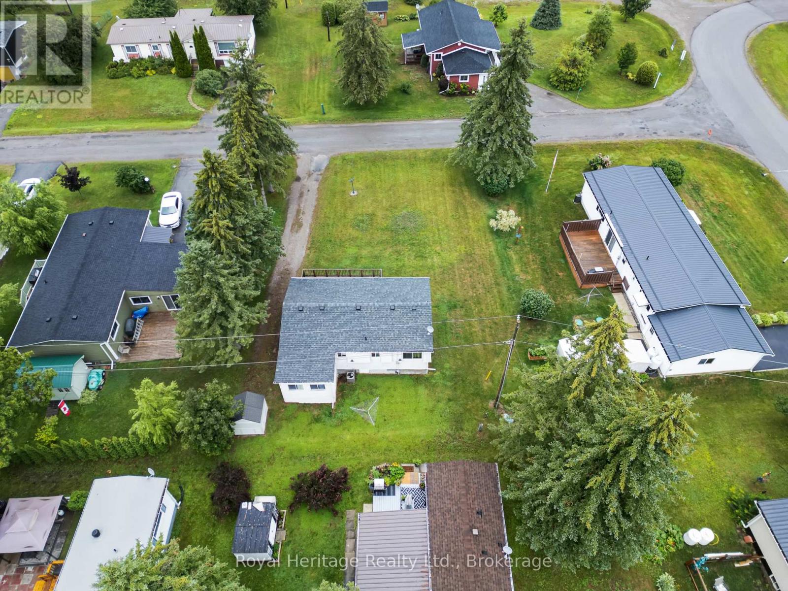 2 Fenelon Way, Kawartha Lakes (Lindsay), Ontario  K9V 4R3 - Photo 3 - X13620326