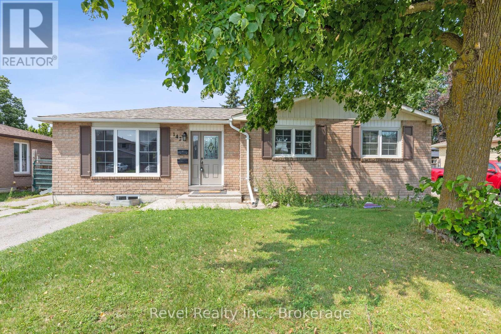 142 SANDERLING CRESCENT, kawartha lakes (lindsay), Ontario