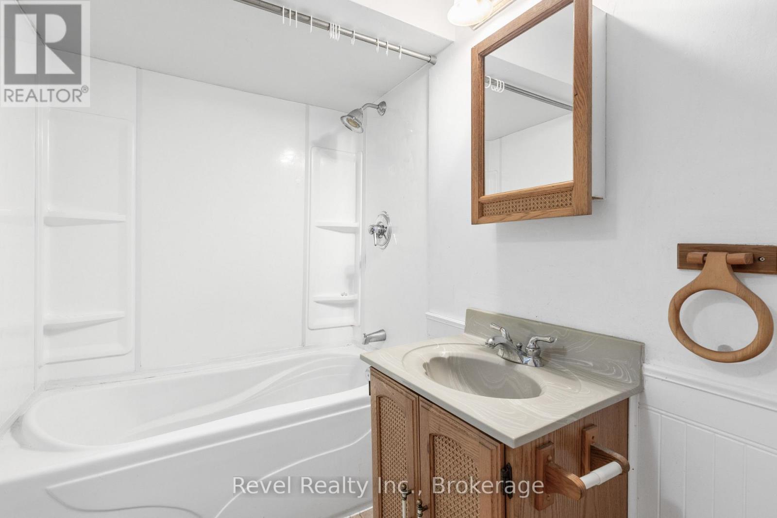 142 Sanderling Crescent, Kawartha Lakes (Lindsay), Ontario  K9V 5L2 - Photo 40 - X13620806