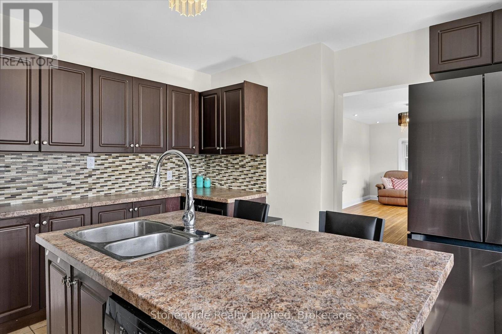 1087 Water Street, Peterborough (Northcrest Ward 5), Ontario  K9H 3P7 - Photo 10 - X13621274