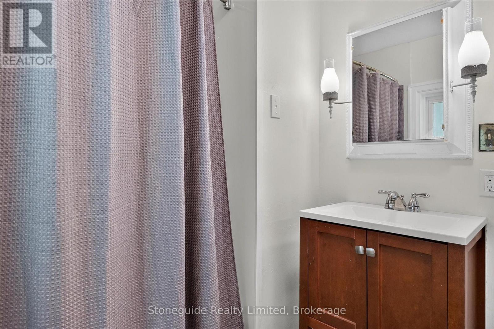 1087 Water Street, Peterborough (Northcrest Ward 5), Ontario  K9H 3P7 - Photo 18 - X13621274