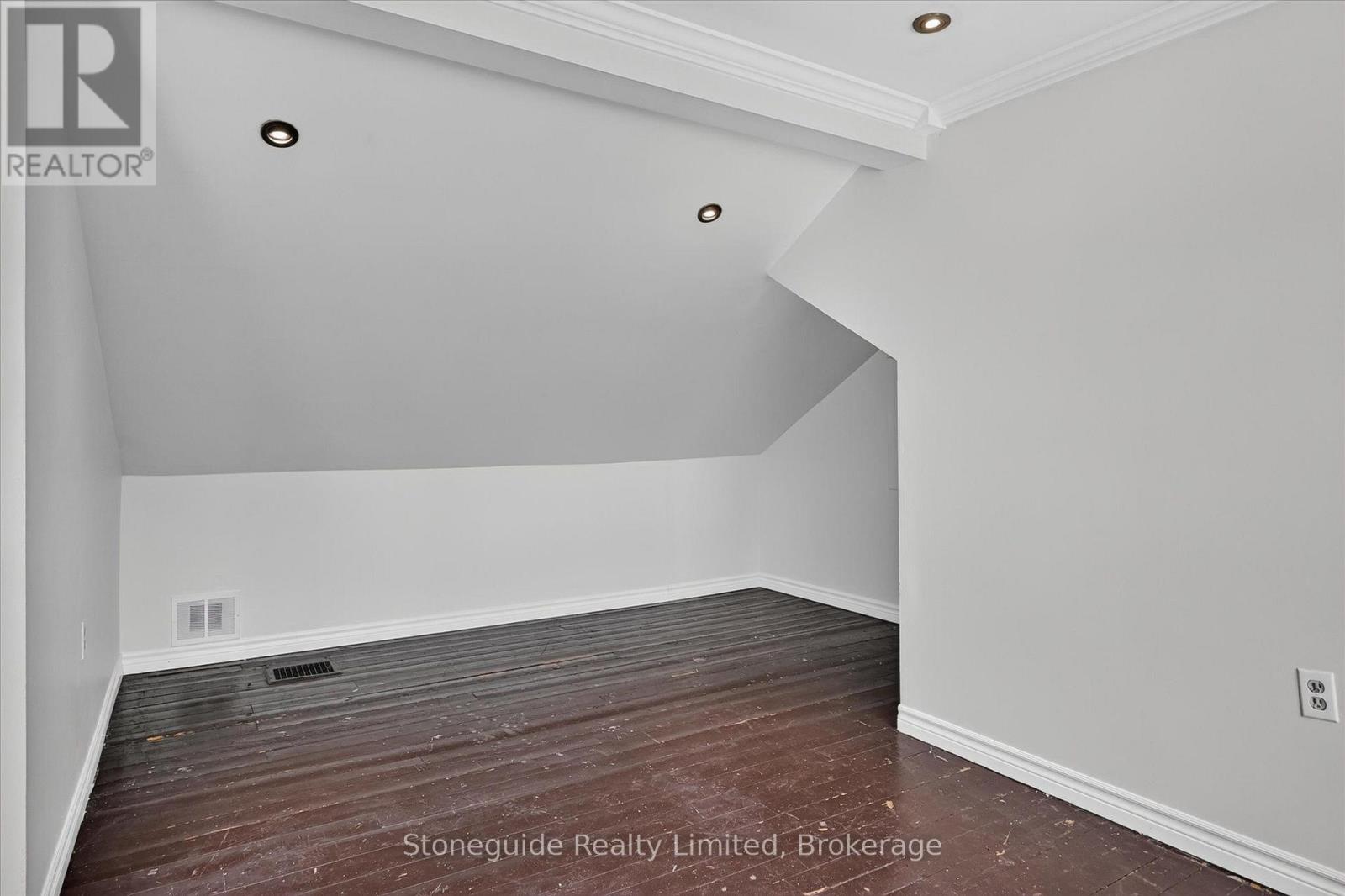 1087 Water Street, Peterborough (Northcrest Ward 5), Ontario  K9H 3P7 - Photo 25 - X13621274