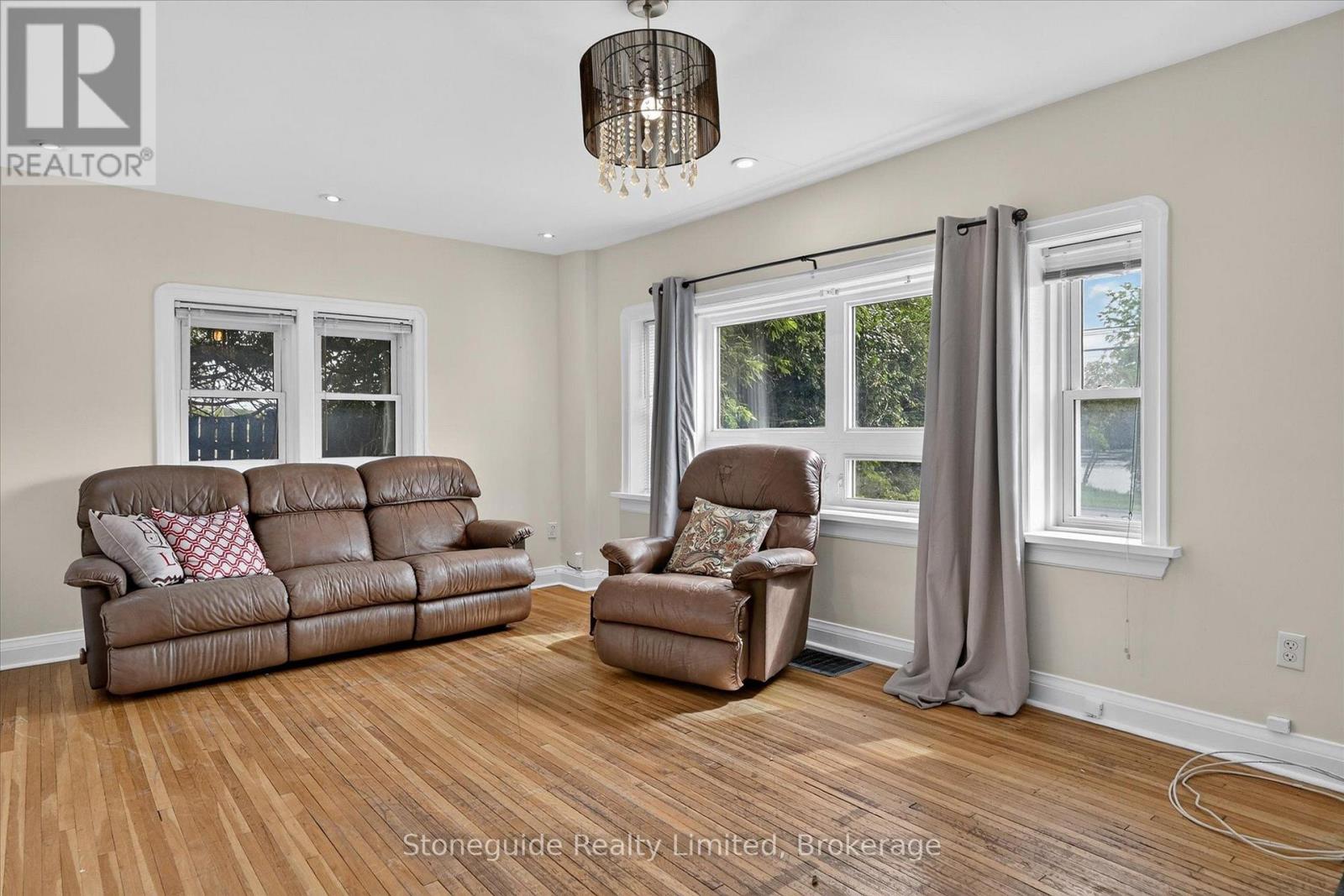 1087 Water Street, Peterborough (Northcrest Ward 5), Ontario  K9H 3P7 - Photo 5 - X13621274