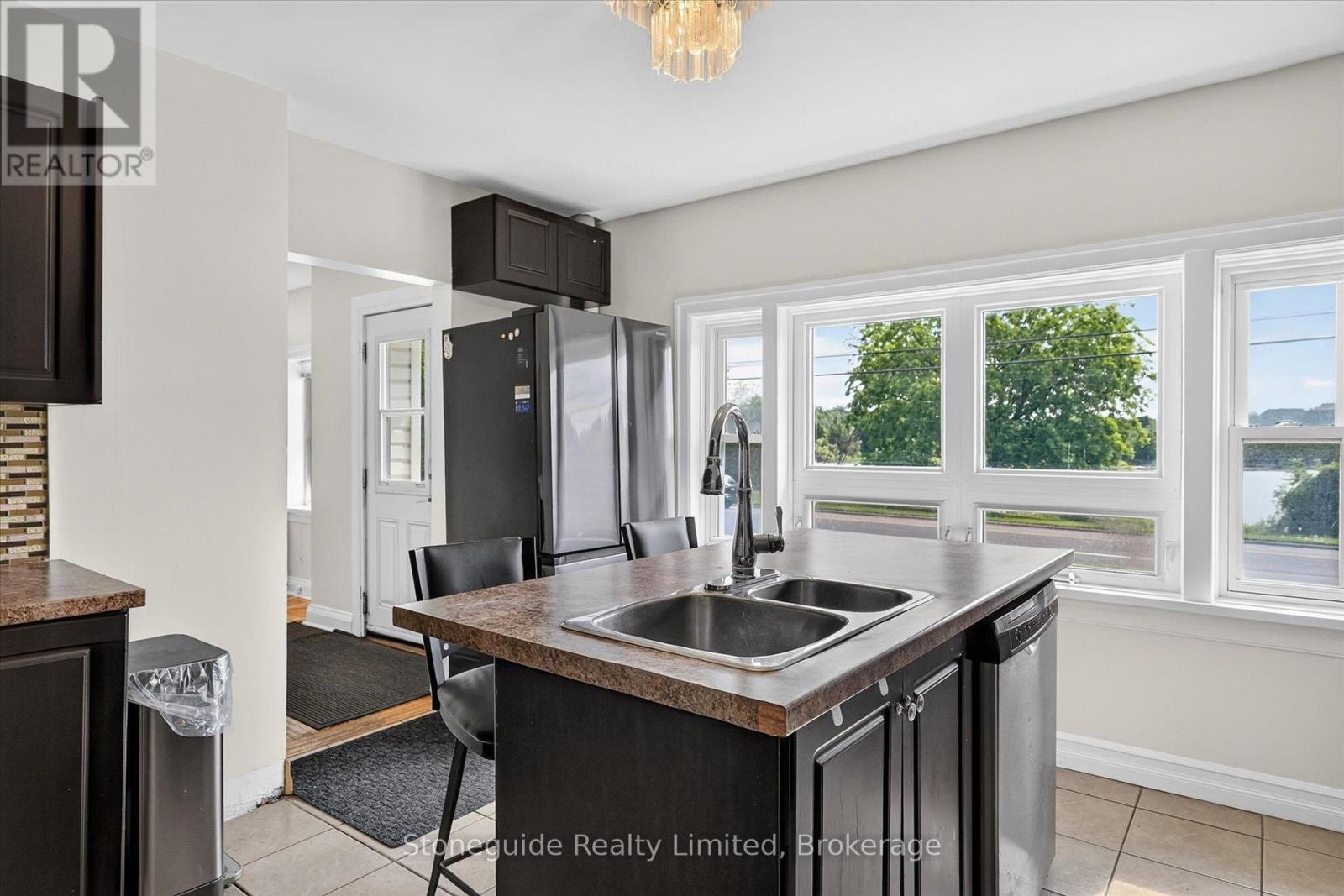 1087 Water Street, Peterborough (Northcrest Ward 5), Ontario  K9H 3P7 - Photo 9 - X13621274