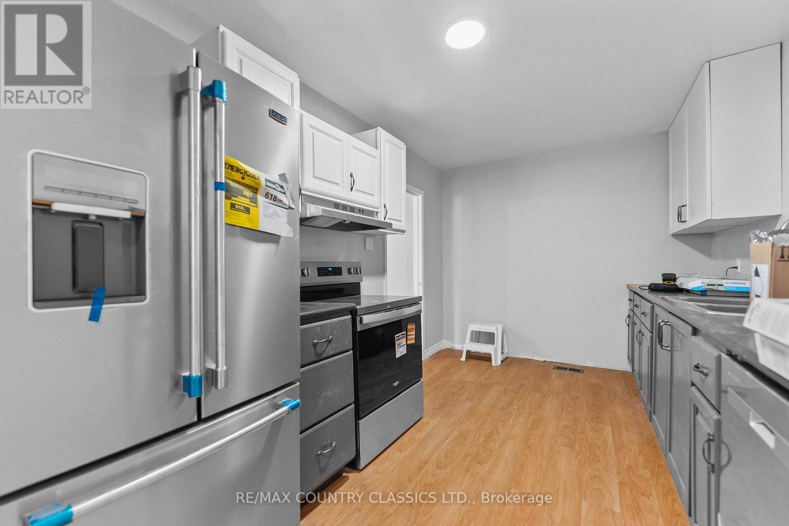 1043 Estates Road, Highlands East (Bicroft Ward), Ontario  K0L 1C0 - Photo 12 - X13624152