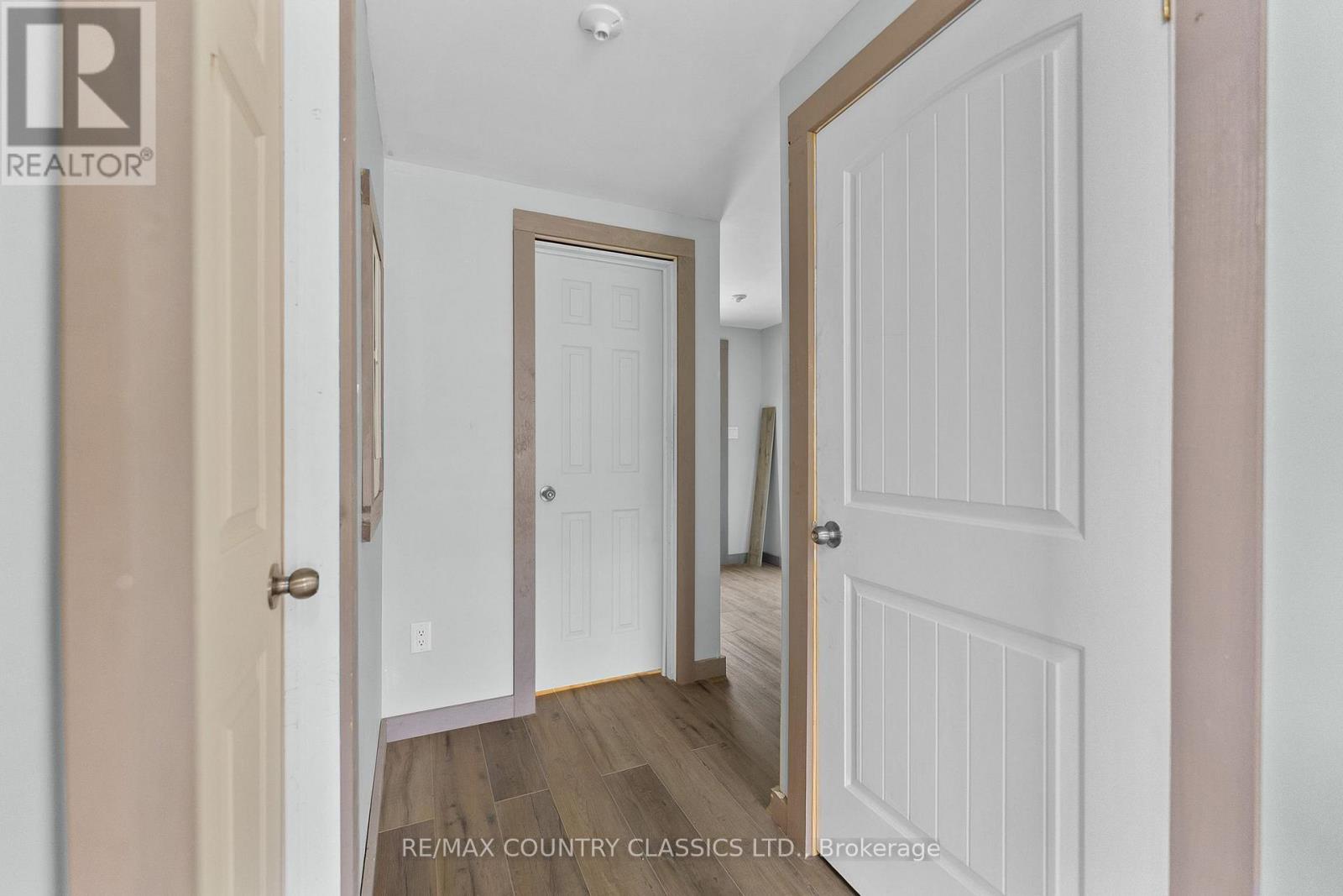 1043 Estates Road, Highlands East (Bicroft Ward), Ontario  K0L 1C0 - Photo 23 - X13624152