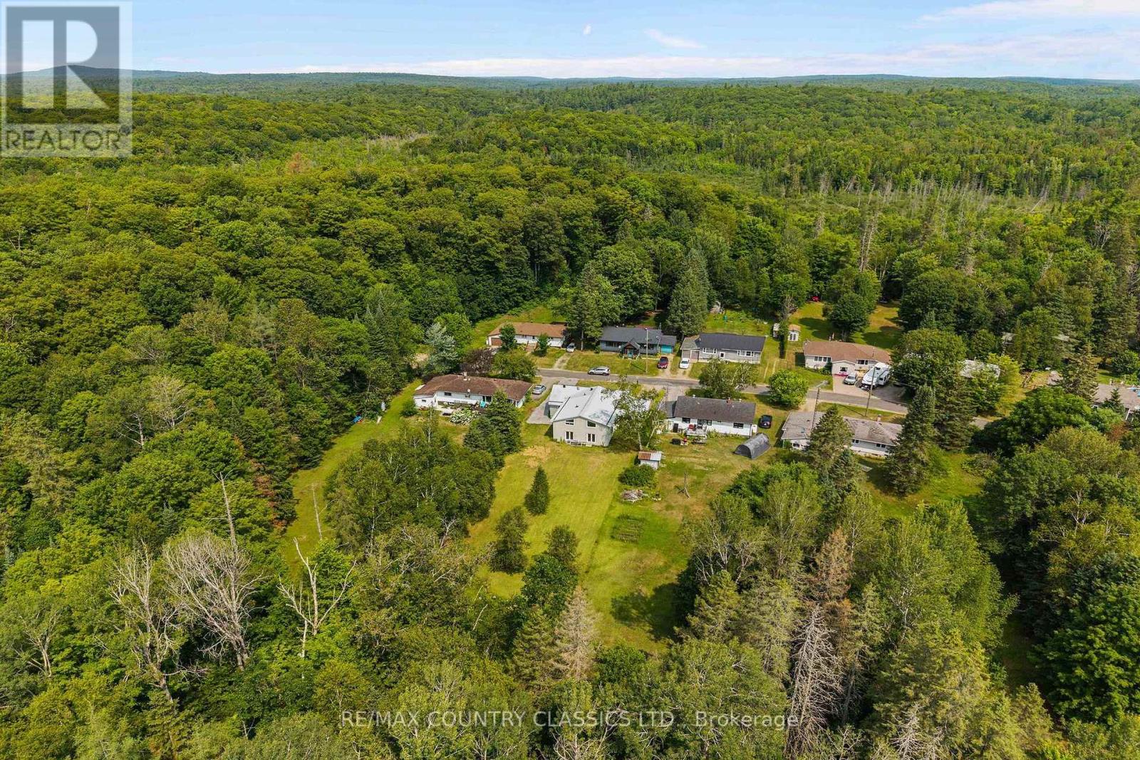 1043 Estates Road, Highlands East (Bicroft Ward), Ontario  K0L 1C0 - Photo 44 - X13624152