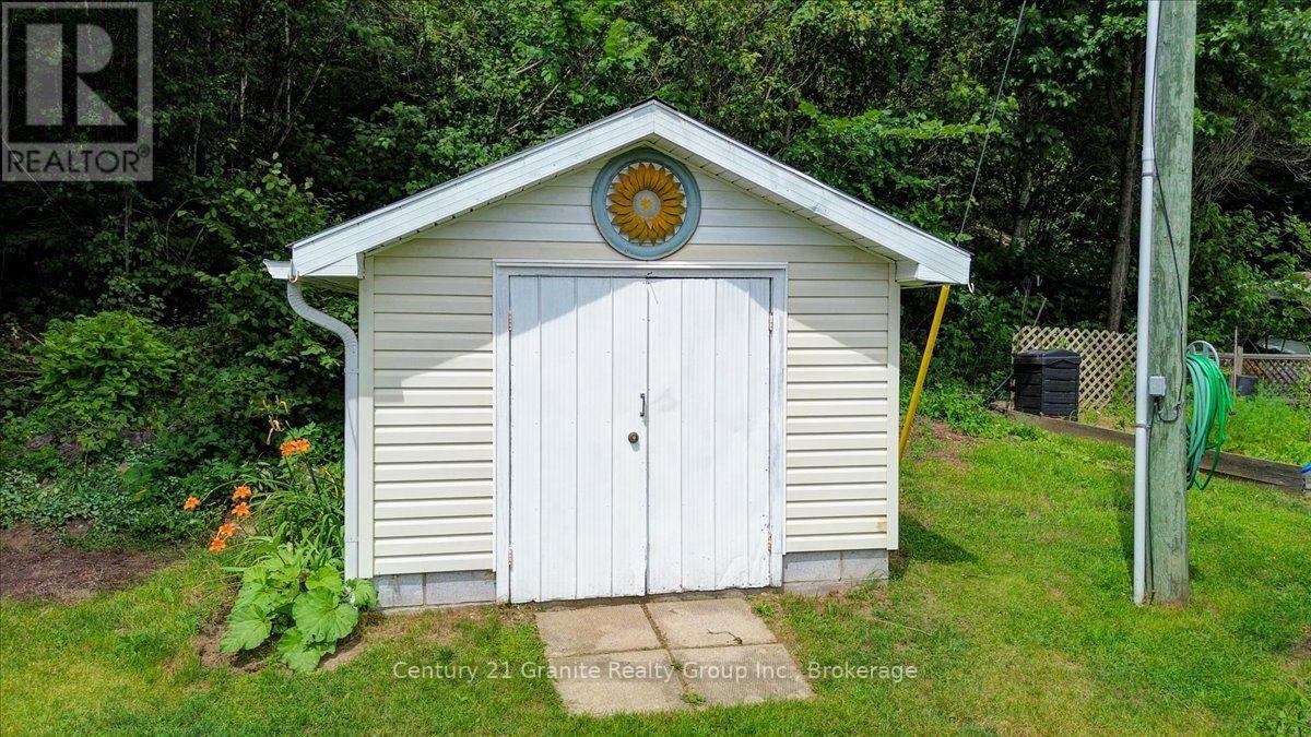 205 Maxwell Settlement Road, Bancroft (Bancroft Ward), Ontario  K0L 1C0 - Photo 32 - X13624218