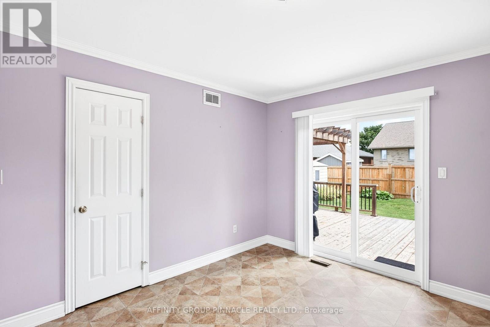 186 Mclaughlin Road, Kawartha Lakes (Lindsay), Ontario  K9V 6L8 - Photo 16 - X13624606
