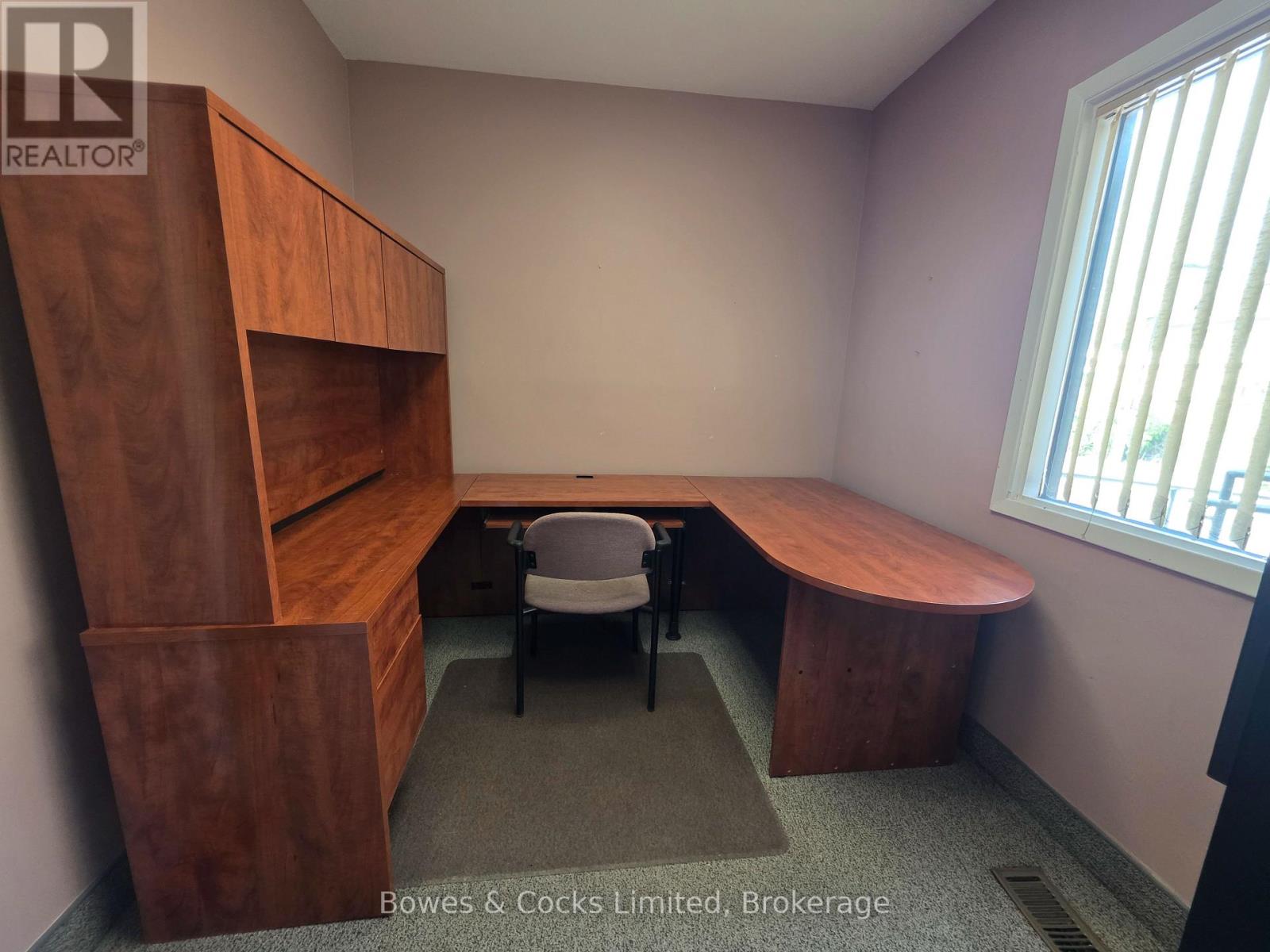 Main Floor - 315 Reid Street, Peterborough (Town Ward 3), Ontario  K9J 3R2 - Photo 3 - X13625158