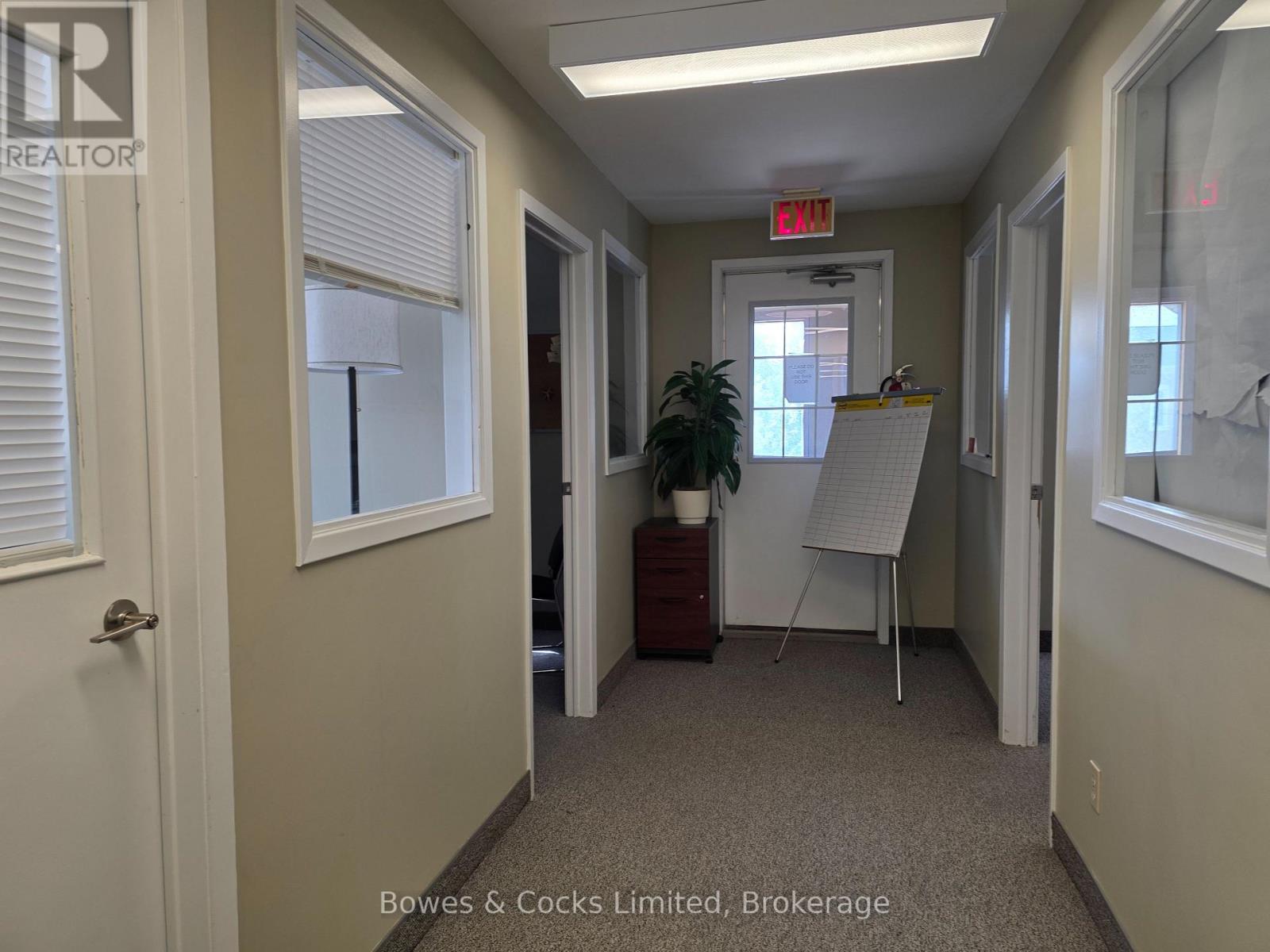 Upper Rear - 341 Charlotte Street, Peterborough (Town Ward 3), Ontario  K9J 3R2 - Photo 6 - X13625488