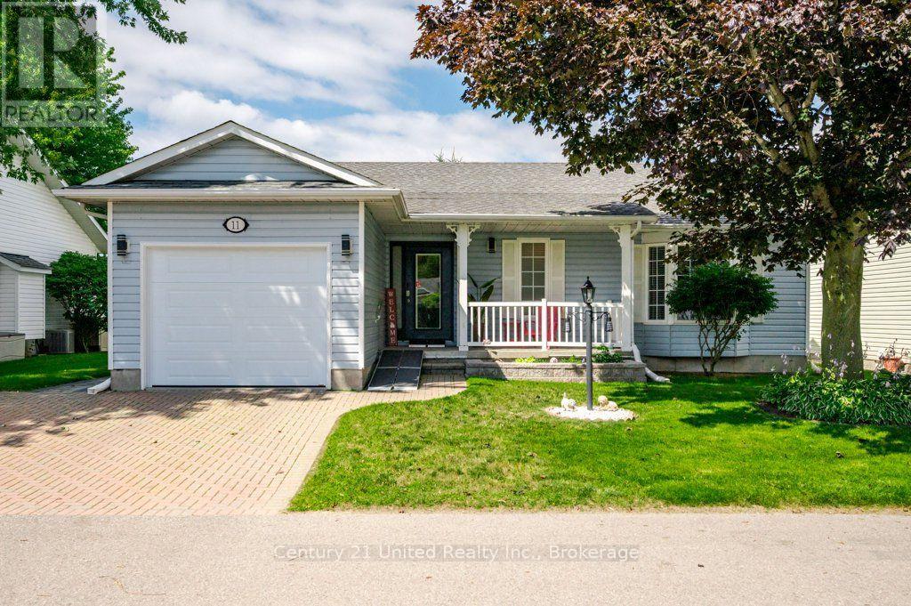 11 ALGONQUIN TRAIL, clarington (bowmanville), Ontario