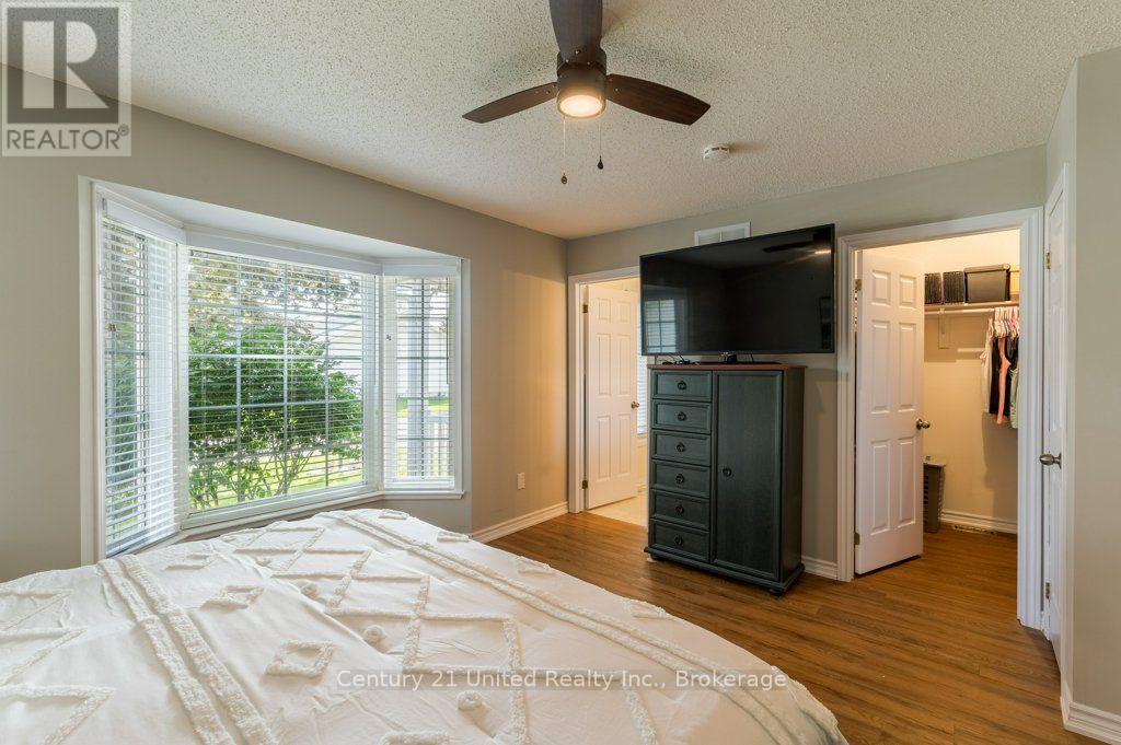 11 Algonquin Trail, Clarington (Bowmanville), Ontario  L1B 1A1 - Photo 21 - E13625768