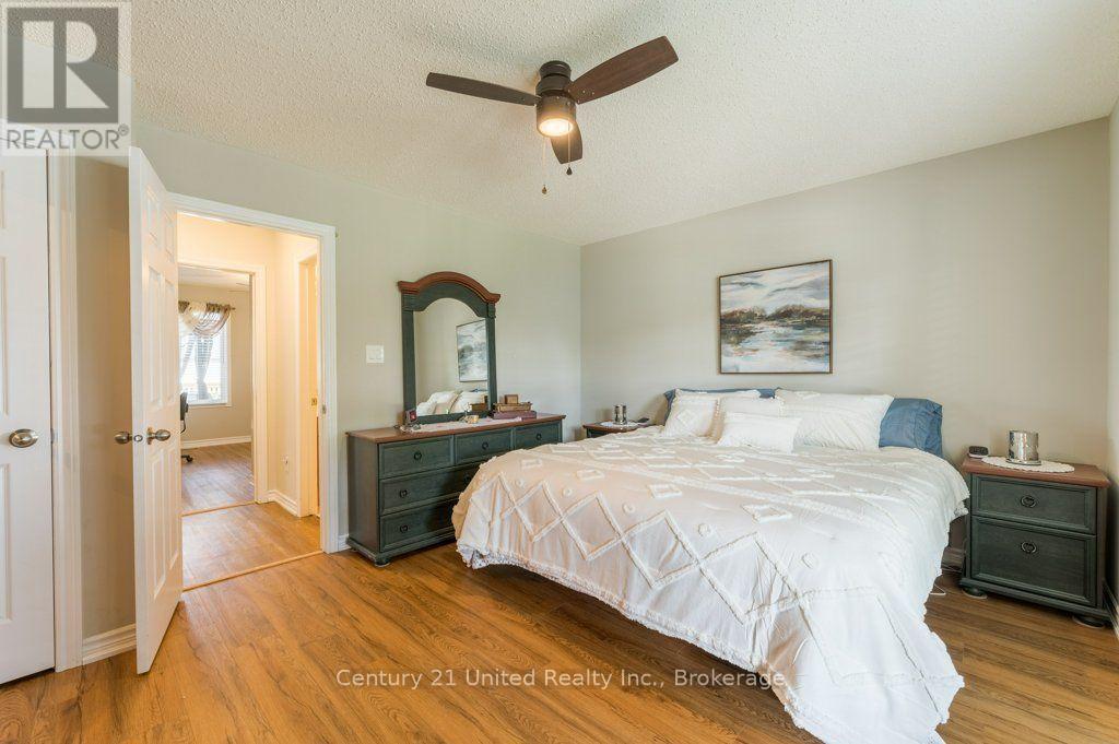 11 Algonquin Trail, Clarington (Bowmanville), Ontario  L1B 1A1 - Photo 23 - E13625768