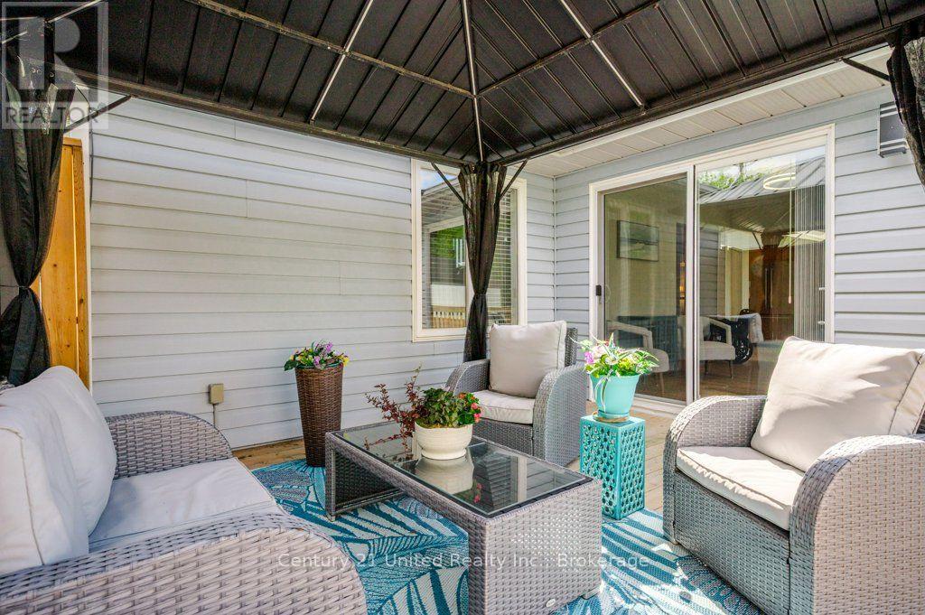11 Algonquin Trail, Clarington (Bowmanville), Ontario  L1B 1A1 - Photo 33 - E13625768
