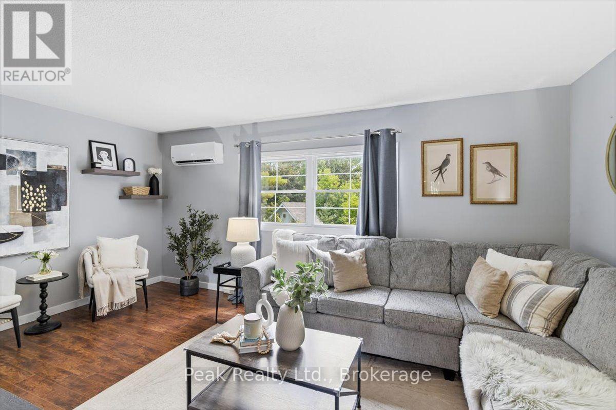 1673 Applewood Crescent, Peterborough (Monaghan Ward 2), Ontario  K9K 1N3 - Photo 2 - X13626424
