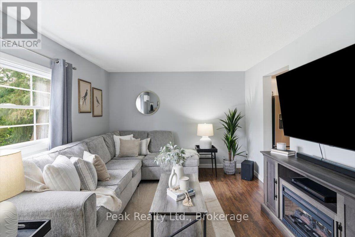 1673 Applewood Crescent, Peterborough (Monaghan Ward 2), Ontario  K9K 1N3 - Photo 5 - X13626424