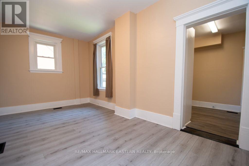 466 Rubidge Street, Peterborough (Town Ward 3), Ontario  K9H 4E5 - Photo 10 - X13628486