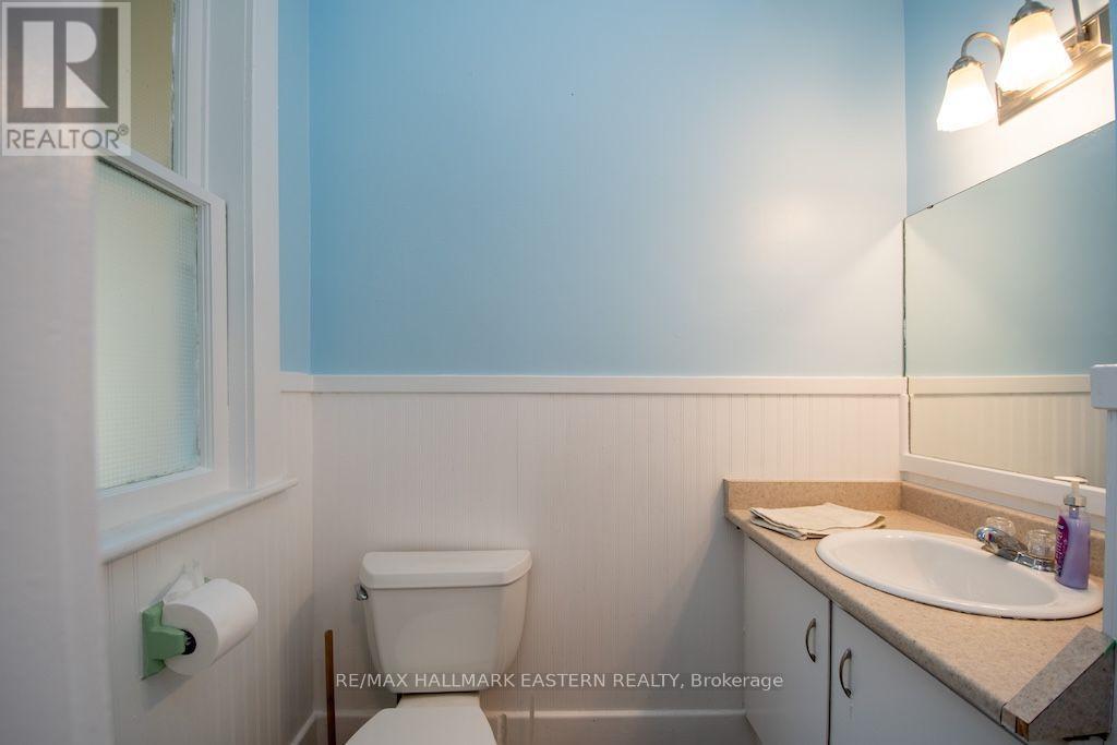 466 Rubidge Street, Peterborough (Town Ward 3), Ontario  K9H 4E5 - Photo 12 - X13628486