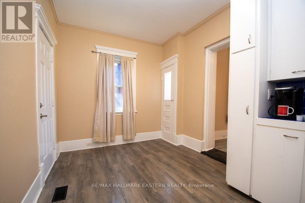 466 Rubidge Street, Peterborough (Town Ward 3), Ontario  K9H 4E5 - Photo 15 - X13628486
